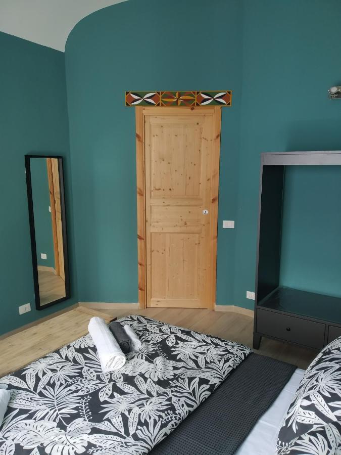 Va Curcati Holiday House Apartamento Palermo